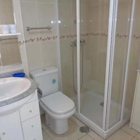 Edificio Apolo 4 * カルプ