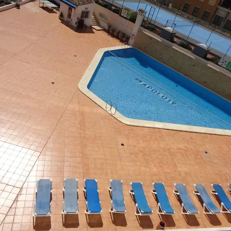 Edificio Apolo 4 * カルプ