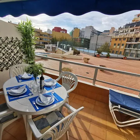 Edificio Apolo 4 公寓 *